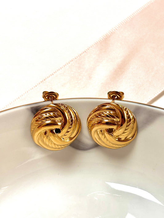 Boucles d’oreilles torsadées