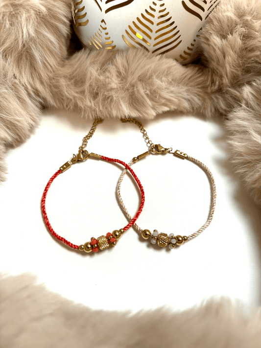 Bracelets coloris écru ou corail