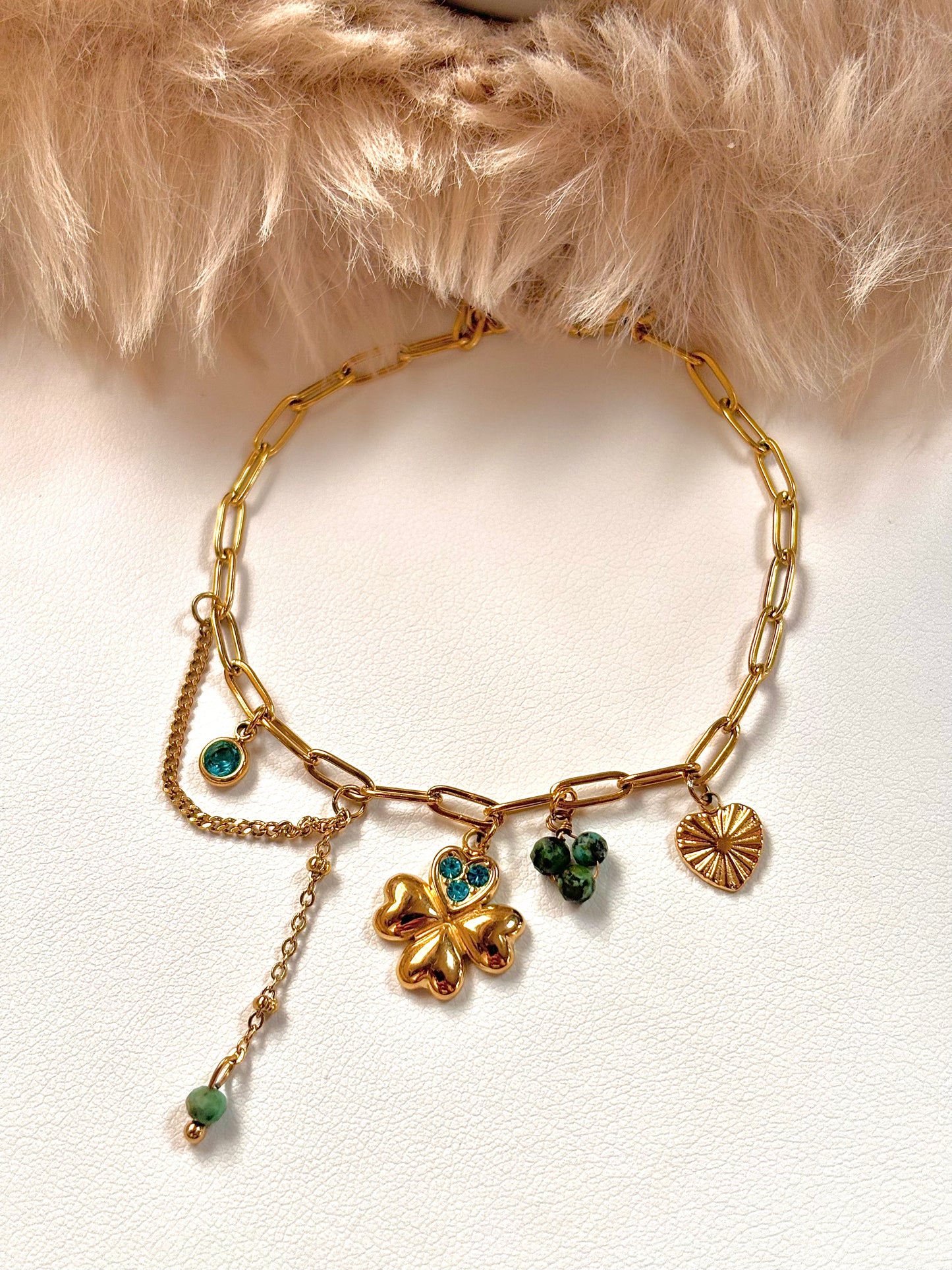 Bracelet breloques et pampilles