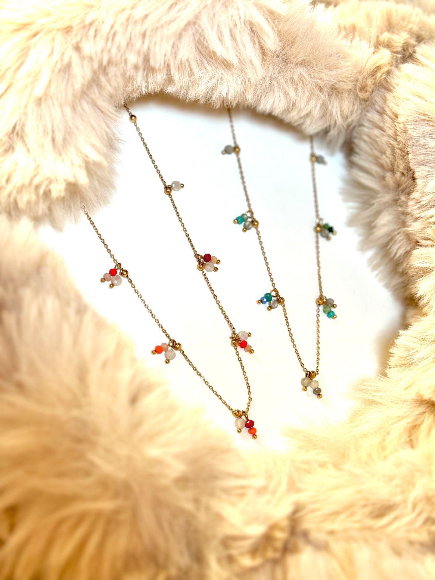 collier avec perles naturelle