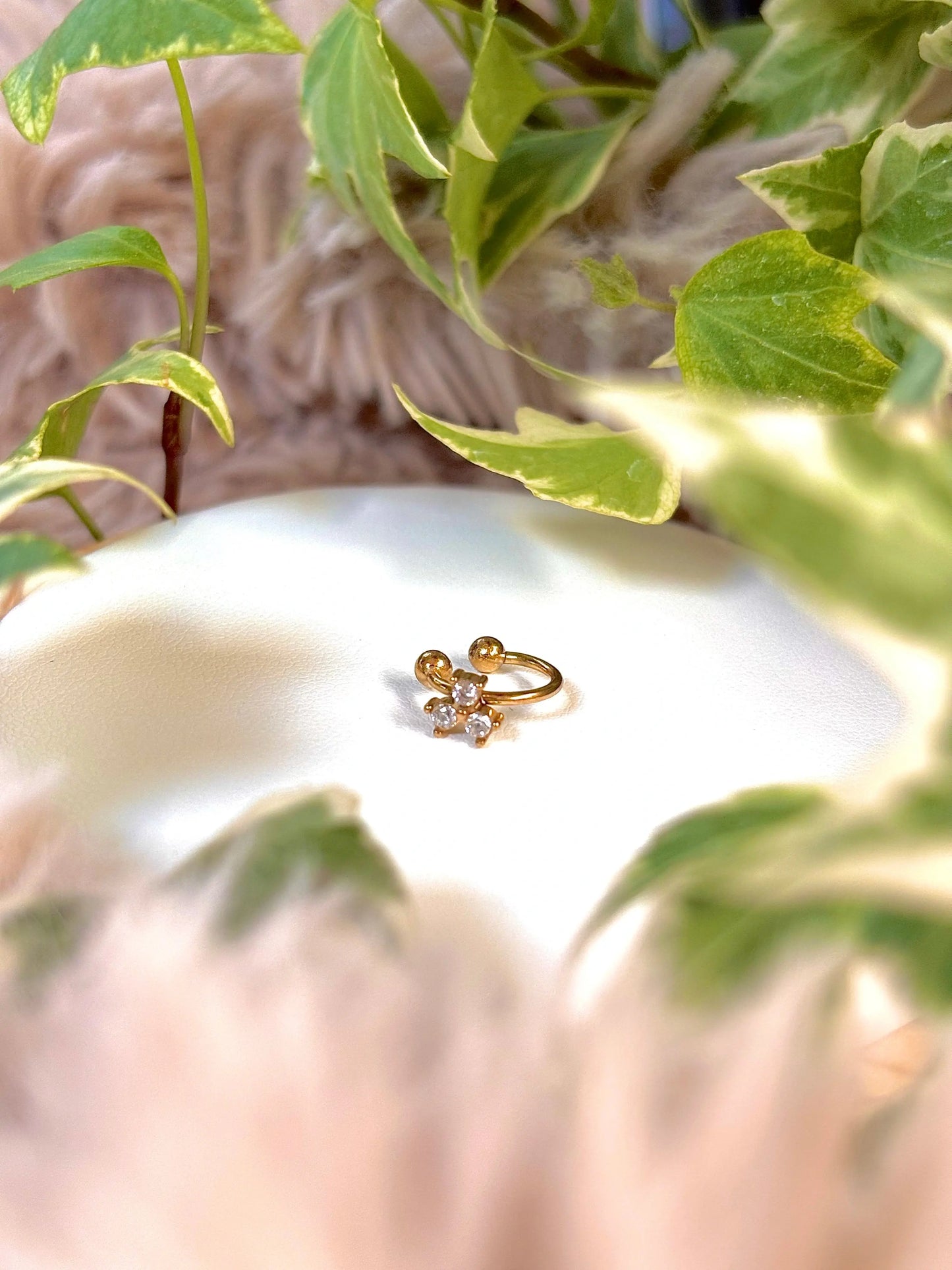 earcuff doré avec oxyde de zirconium