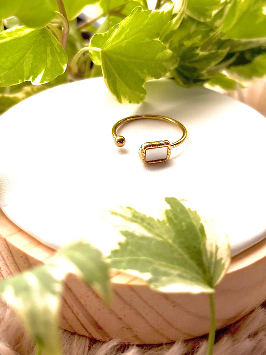 bague avec nacre