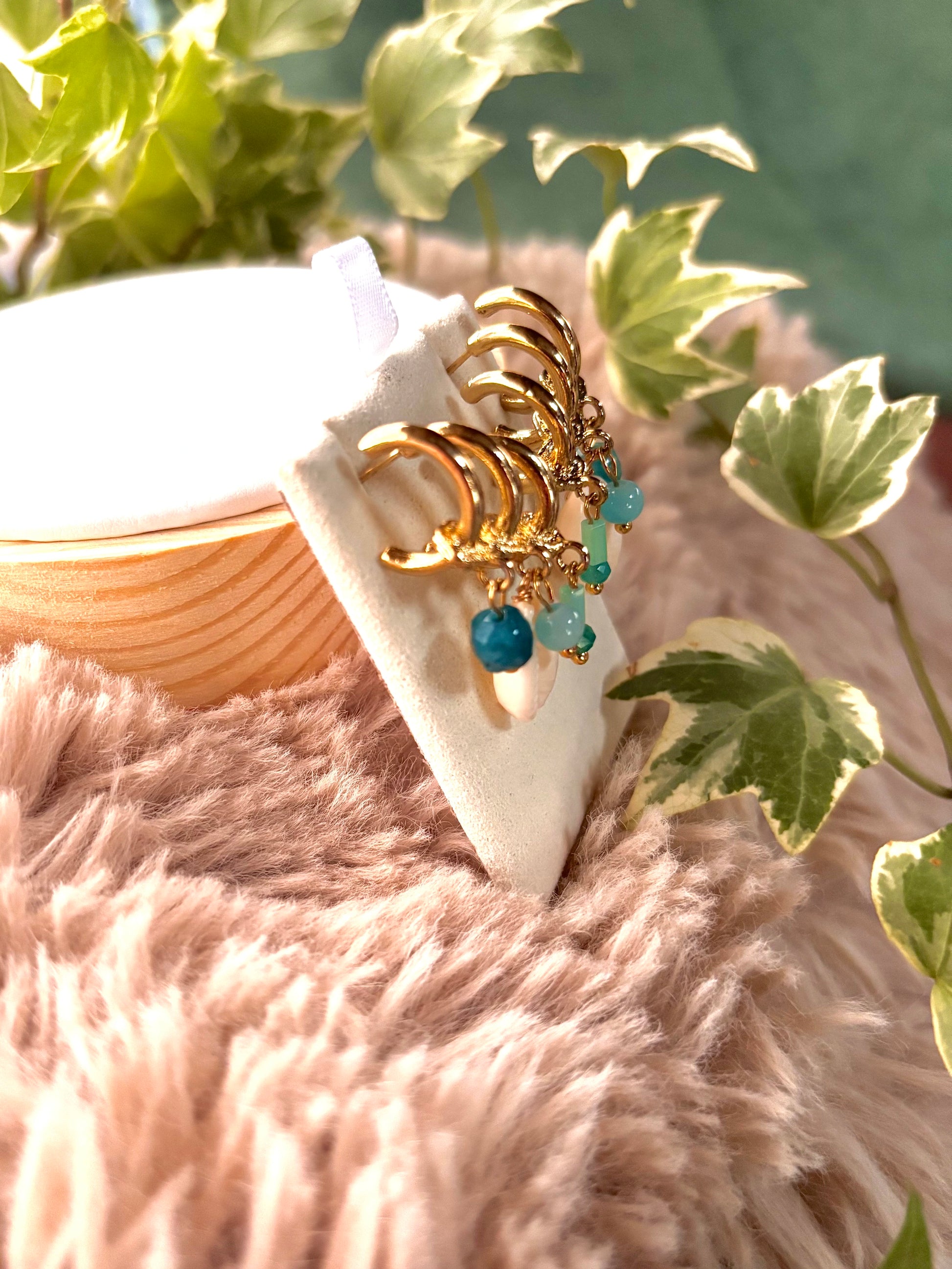 boucles d'oreilles avec breloques naturelles