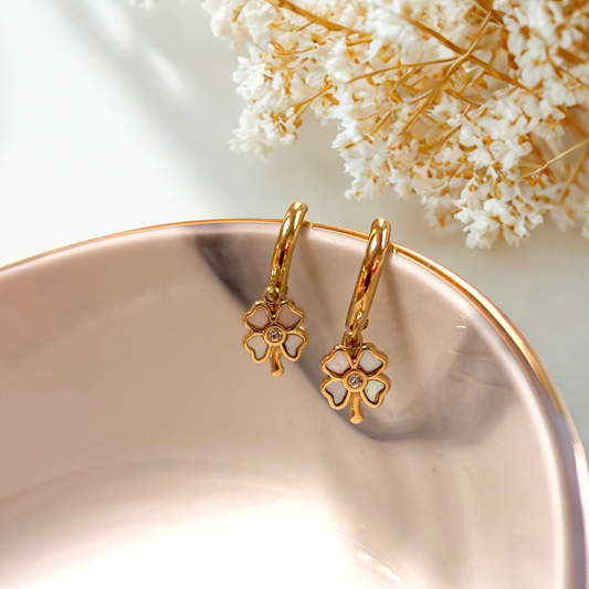 Boucles d'oreilles mini créoles trèfles