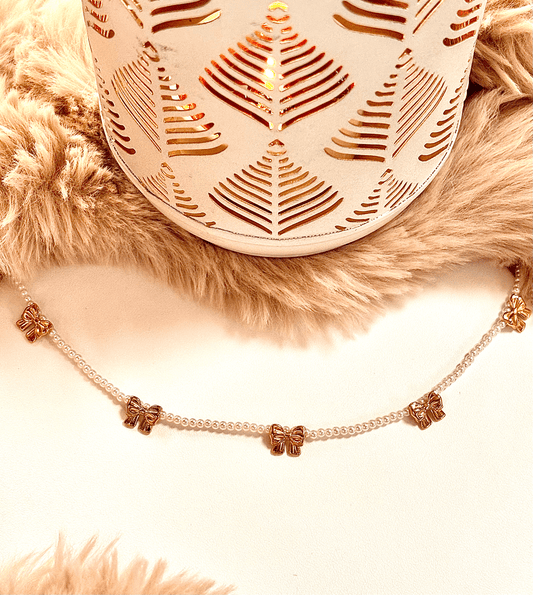 Collier à perles blanche