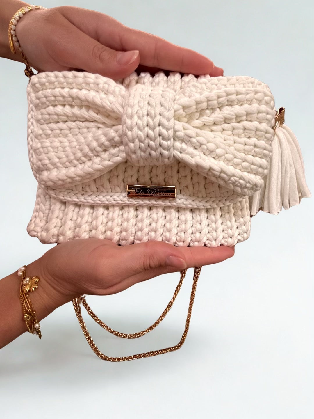 Mini sac au crochet NOÉLIA blanc fait main avec chaîne dorée