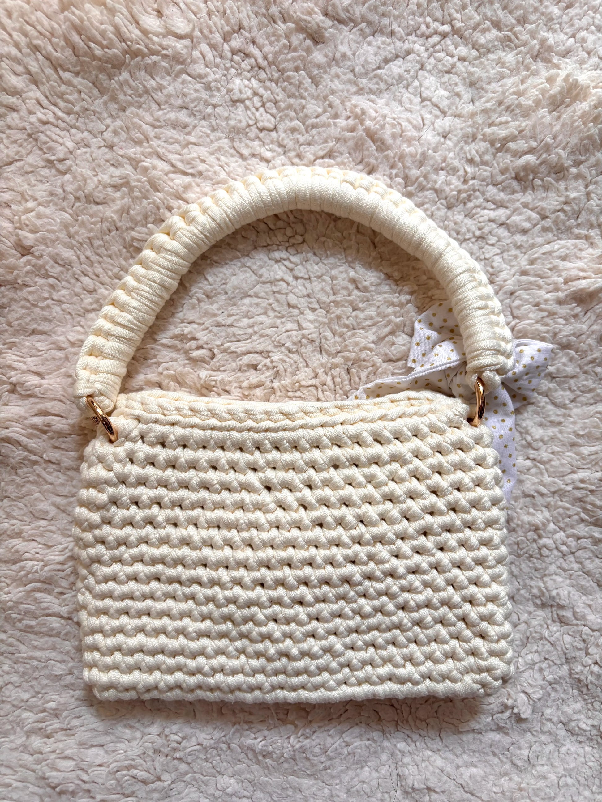 Sac au crochet fait main avec anse